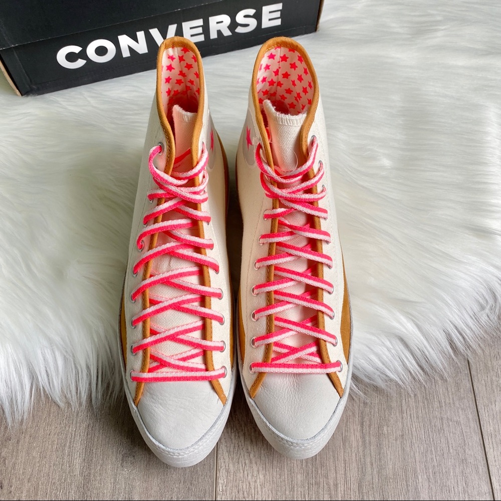 NWT Converse Chuck Taylor All Star Sasha Hi Top - Picture 2 of 8
